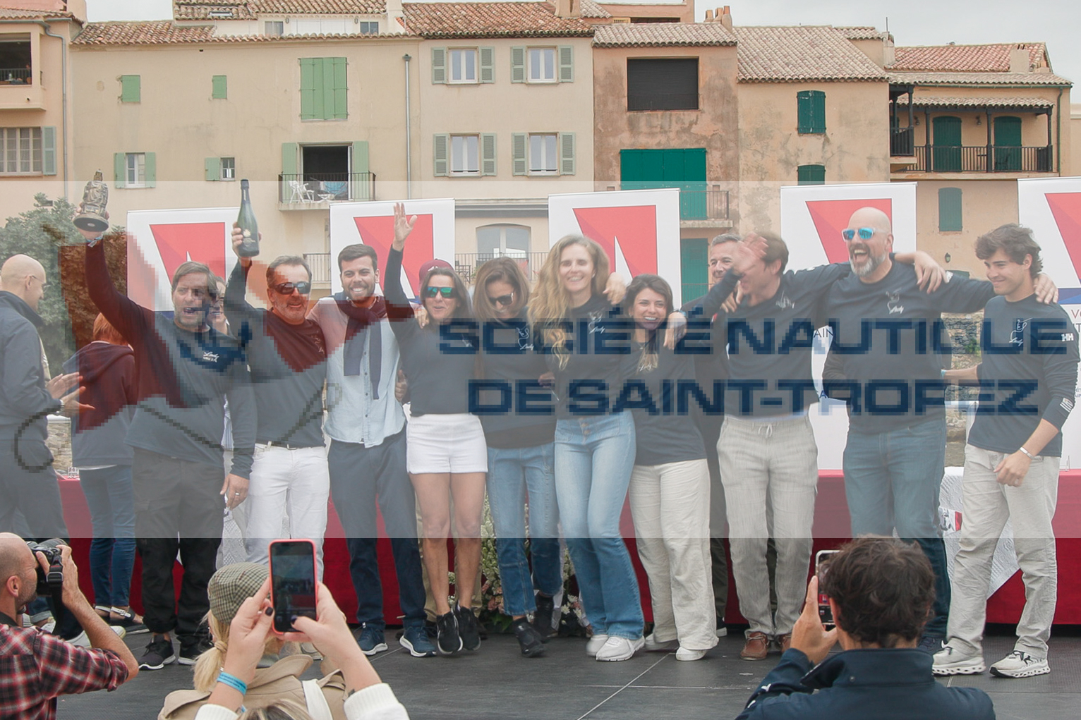 Les Voiles de Saint-Tropez 2024 - Remise des prix Les Voiles de Saint-Tropez 2024 - Remise des prix