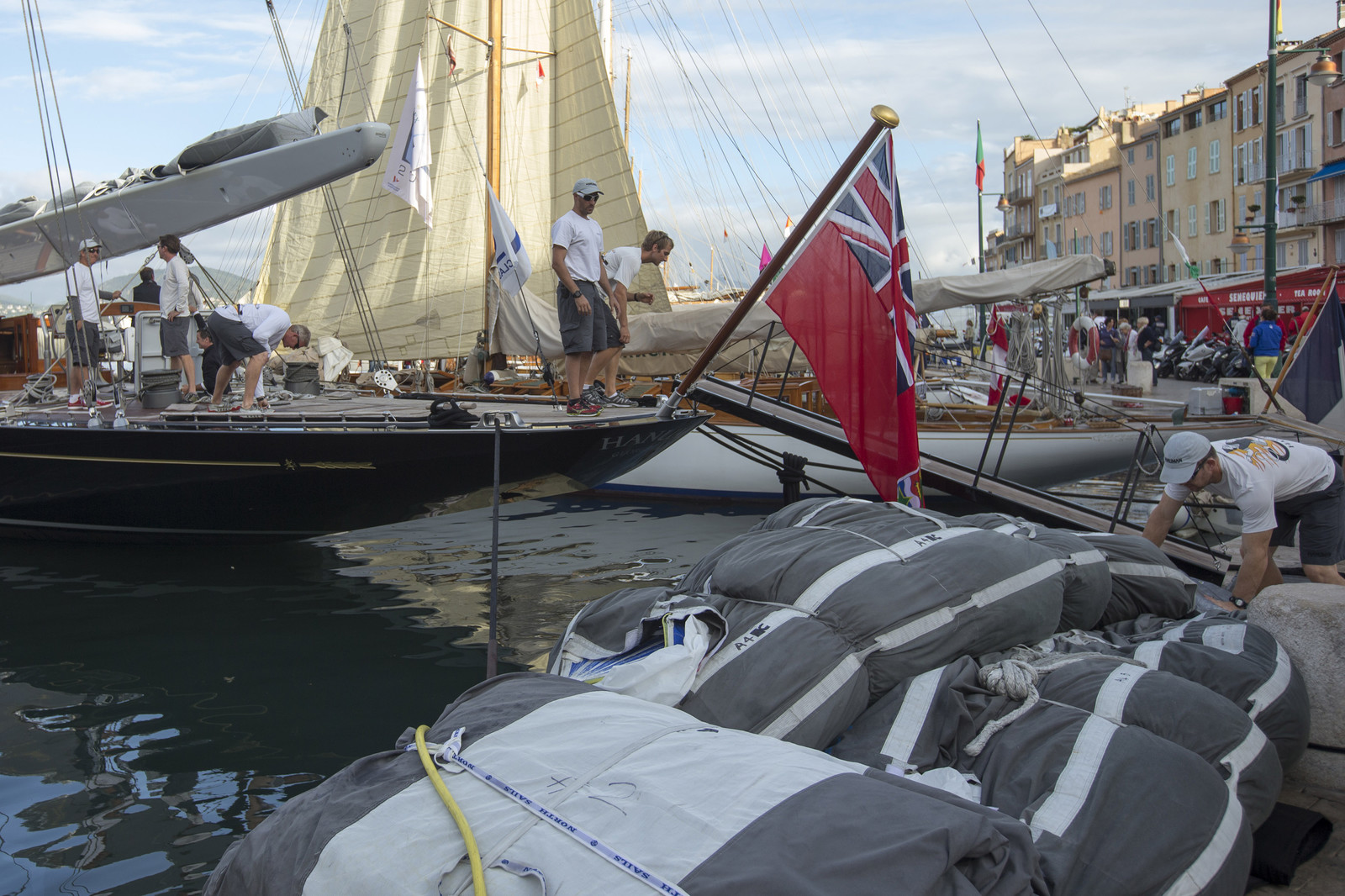 GMR_VST013D5_1968.jpg GMR_VST013D5_1968.jpg