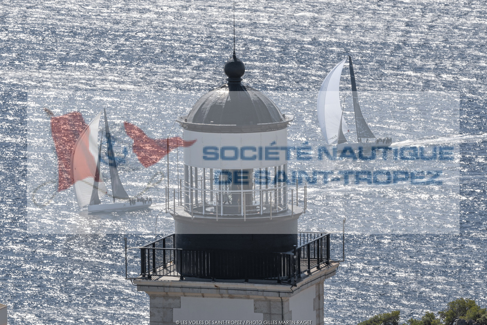 28 09 2022? Saint-Tropez,(FRA,83), Les Voiles de Saint-Tropez 2022 Régate N° 2 poup les modernes, navigation libre pour les grandes goélettes